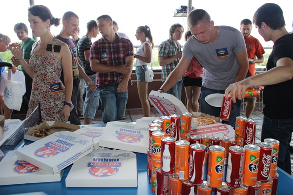 Front End developers enjoy  Lunch break on our terrace at CherdakJS (Donetsk).